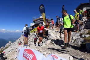 LATEMAR VERTICAL KM 2016 (PH ELVIS) 28891